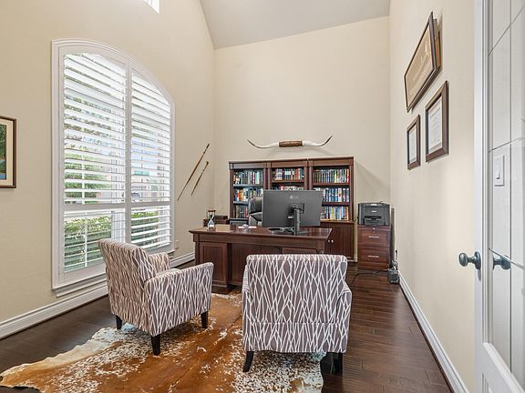 5th image of 1607 Quail Ridge Dr