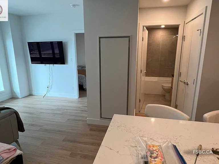 7977 Lansdowne Rd — Photo 15