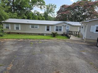 525 Transylvania Dr, Sandersville, GA 31082