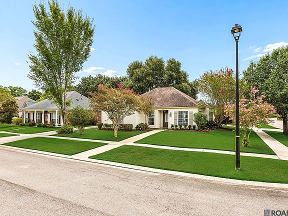 3rd image of 10412 E Springwind Ct