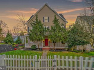 1141 W Lake Ave, Baltimore, MD 21210