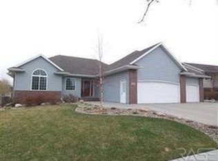 213 N Pasque Flower Trl, Brandon, SD 57005
