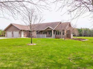 11936 Roberta Ln, Marshfield, WI 54449