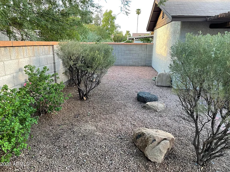 812 N 86th Pl — Photo 23
