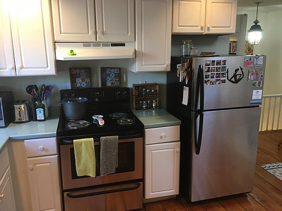 Kitchen with new Stainless Appliances
