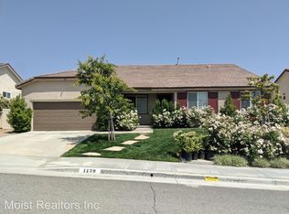 1439 Sandy Hill Dr, Calimesa, CA 92320