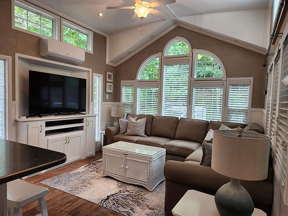3rd image of 185 Cotuit Rd #5-MA