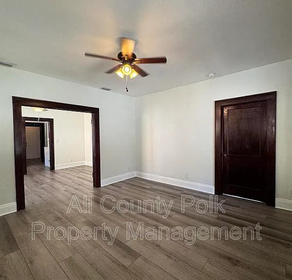 202 W Belmar St — Photo 9
