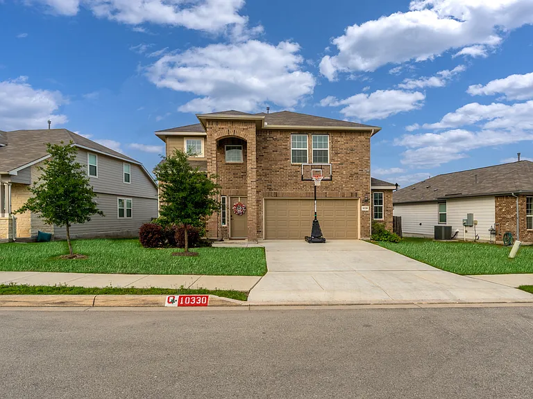 10330 Luneville Ln — Photo 2