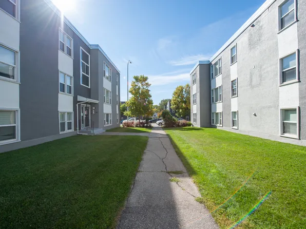 315 Marion St #9, Winnipeg, MB R2H 0V1