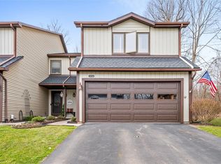 1134 Ridge Crest Dr, Victor, NY 14564