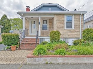 67 Campbell St, Quincy, MA 02169