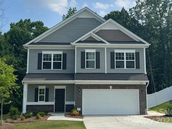 2905 Parkwest Dr, Albemarle, NC 28001