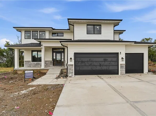 18640 W 195th St, Spring Hill, KS 66083