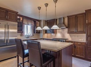 211 Knickerbocker Rd, Englewood, NJ 07631