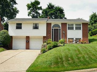 310 Foxcroft Rd, Pittsburgh, PA 15220