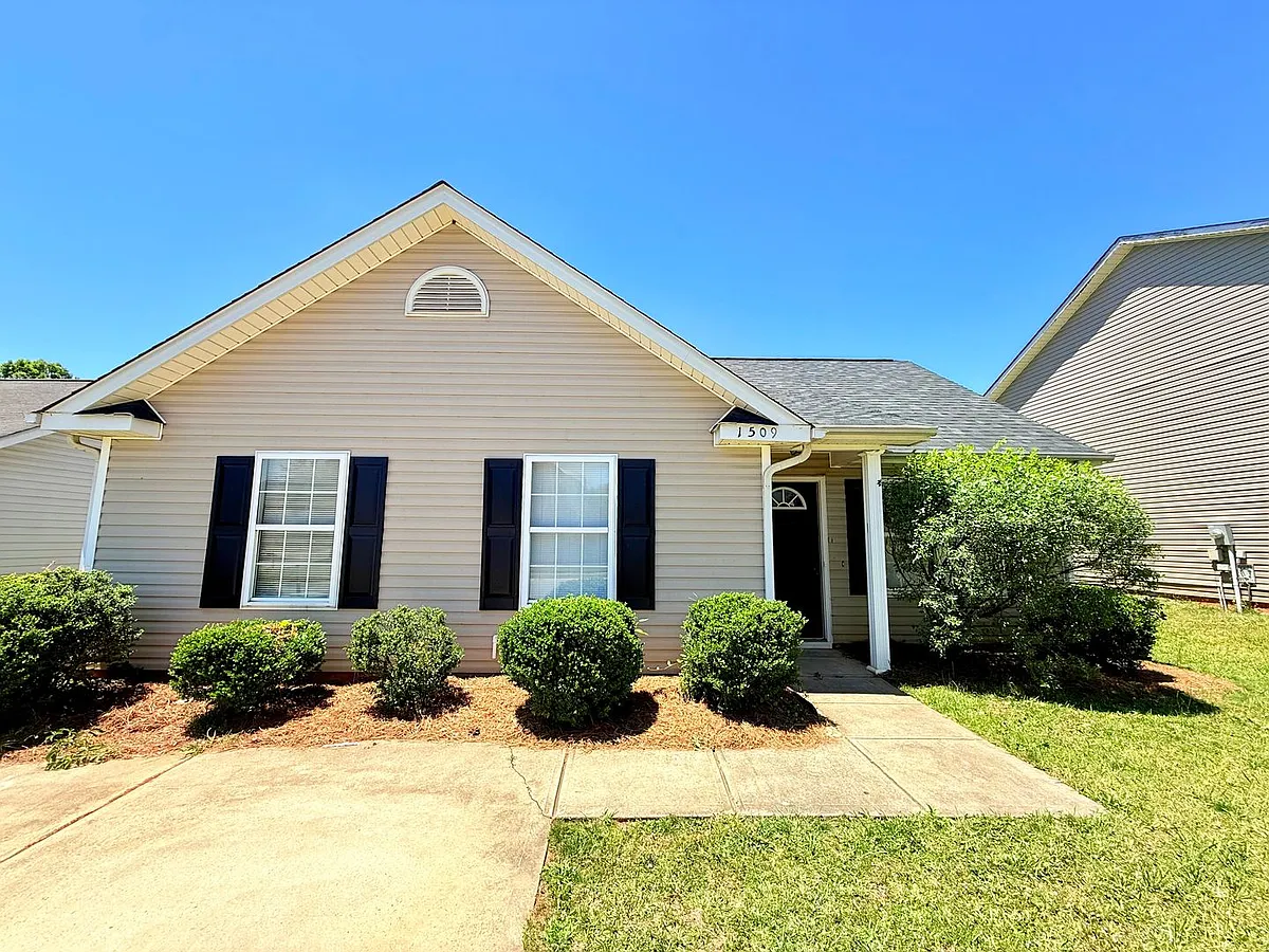 Building Photo - 1509 Crandon Dr