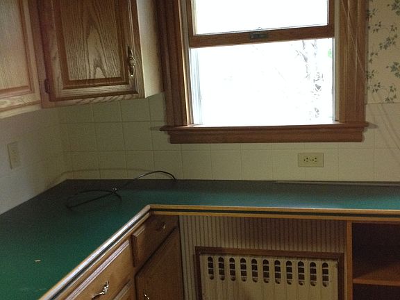 2nd image of 4 Washington St