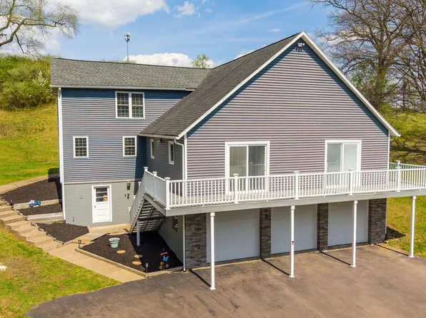 25 Blue School Rd, Danville, PA 17821