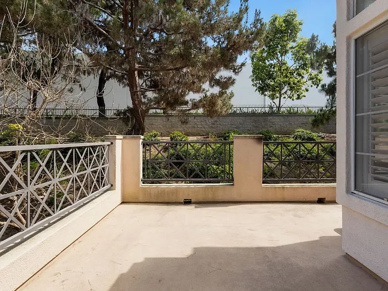 97 Shorebreaker Dr — Photo 13