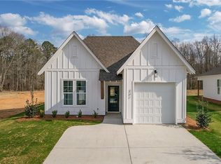 231 Summer St, Opelika, AL 36801