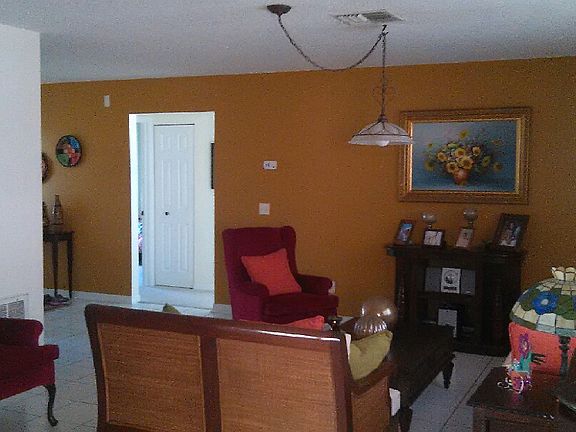 4th image of 6701 Gilda Dr