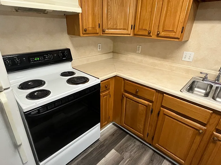 825 Lightstreet Rd #F — Photo 5