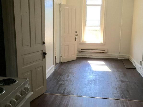 11 S Main St, Kutztown, PA