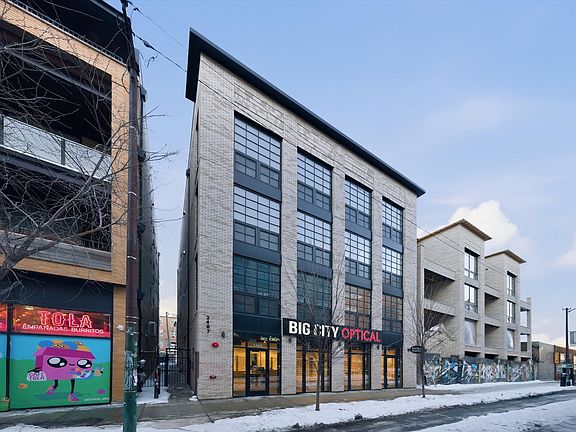 4th image of 2487 N Milwaukee Ave #2A