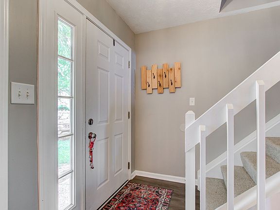 3rd image of 6054 Southbay Dr