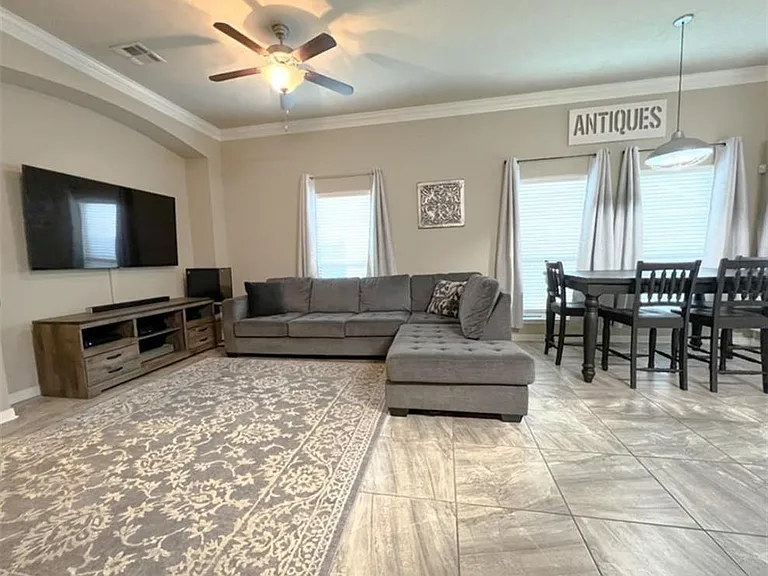 244 Fieldstone Pl — Photo 8