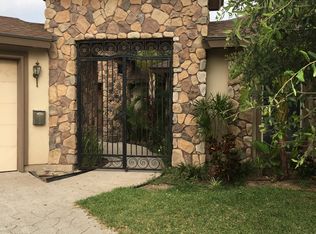 708 N 25th St, Hidalgo, TX 78557