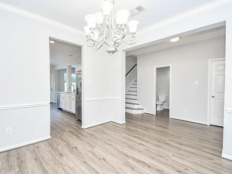 5523 Poundstone Ct — Photo 6