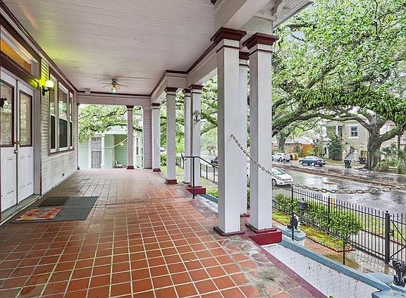 3rd image of 2824 Ursulines Ave