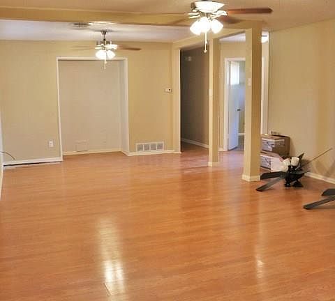 5th image of 119 Williams St