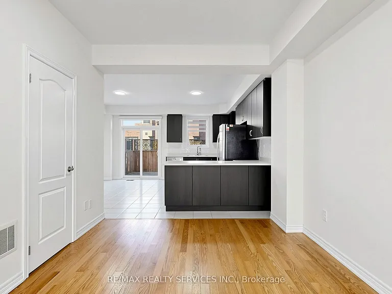 19 Sea Drifter Cres — Photo 13