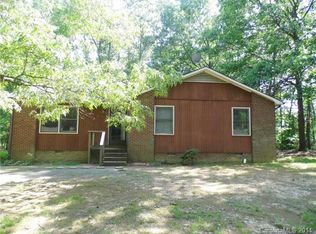 928 Adelaide St, Albemarle, NC 28001