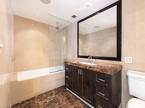 4th image of 333 Rector Pl APT 1512
