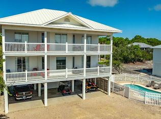 949 W Gulf Beach Dr, Eastpoint, FL 32328