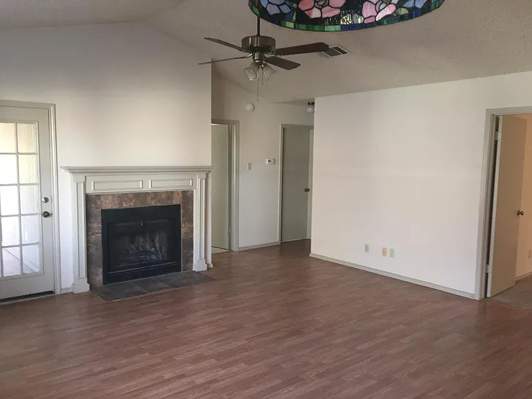 212 Sailmaster St #A — Photo 3