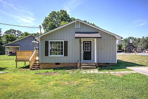 1 Briarwood Ln Photo 1