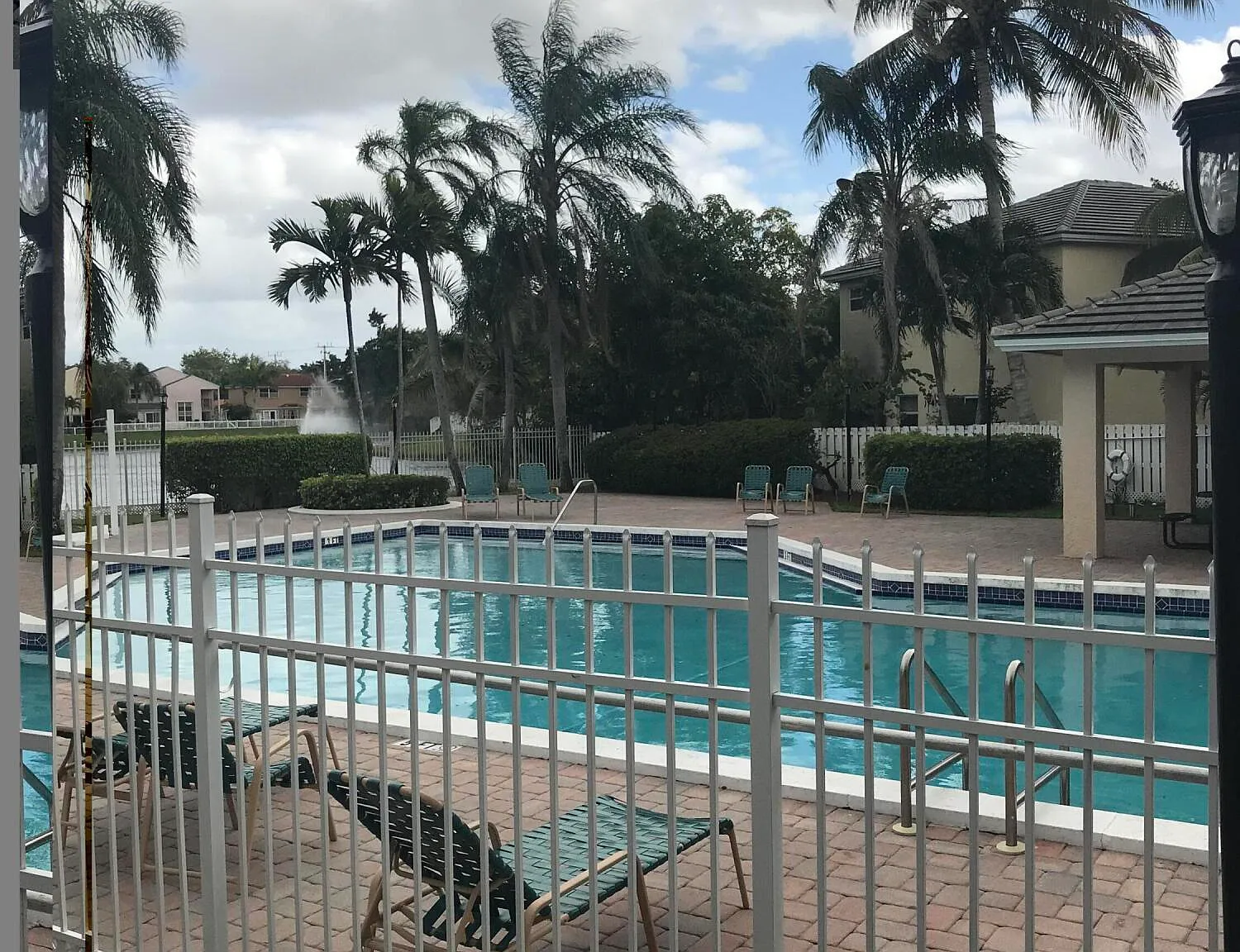 4 bed, 2.0 bath, 1460 sqft, $3,700 — Photo 1