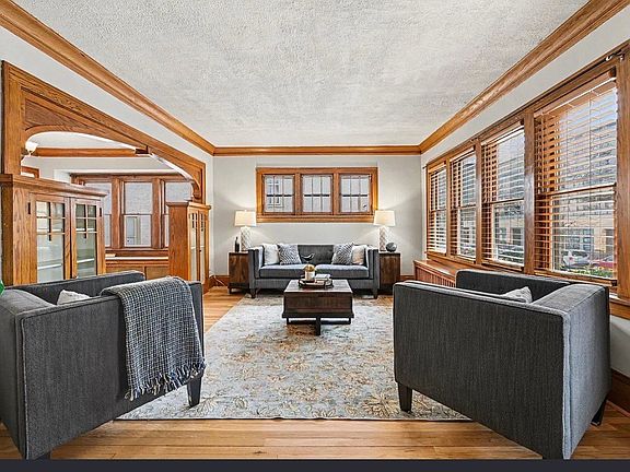 2nd image of 1550 Hague Ave APT 1