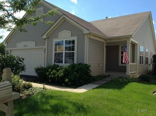 2230 Carillon Dr, Grayslake, IL 60030