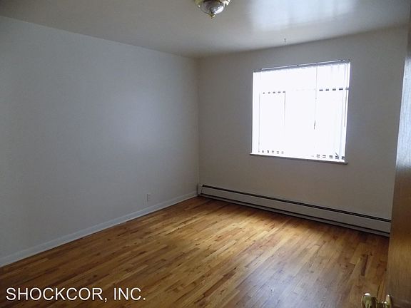 4th image of 1350 Columbine St APT 7