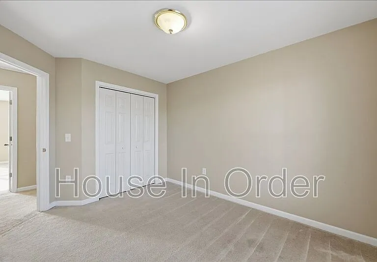 48 Ridgestone Cir — Photo 11