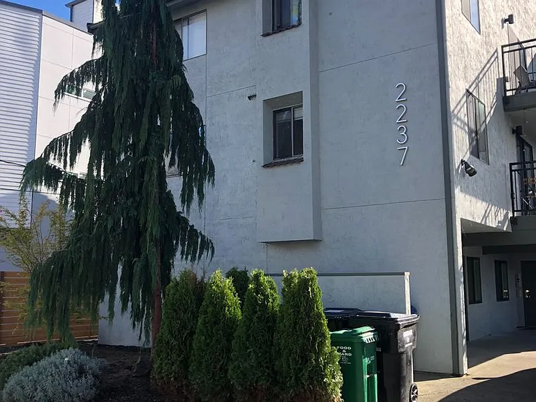 62nd Ave Apartments - Located in Central Ballard — Photo 29