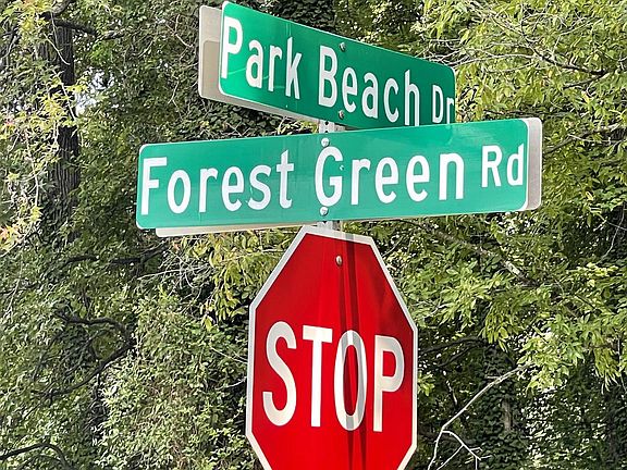 3rd image of Park Beach Dr