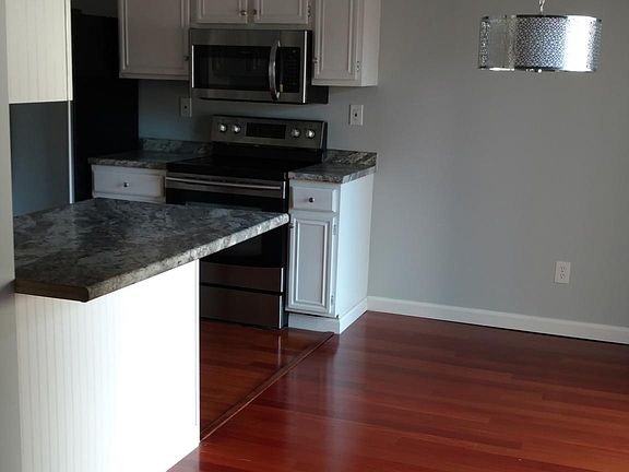 5th image of 202 Whitetail Ct