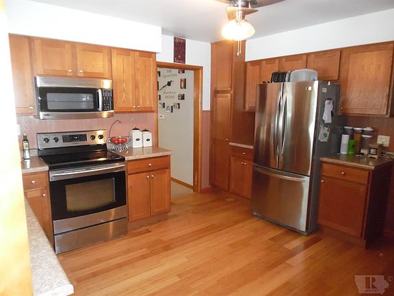 2nd image of 2700 Sunnyside Ave